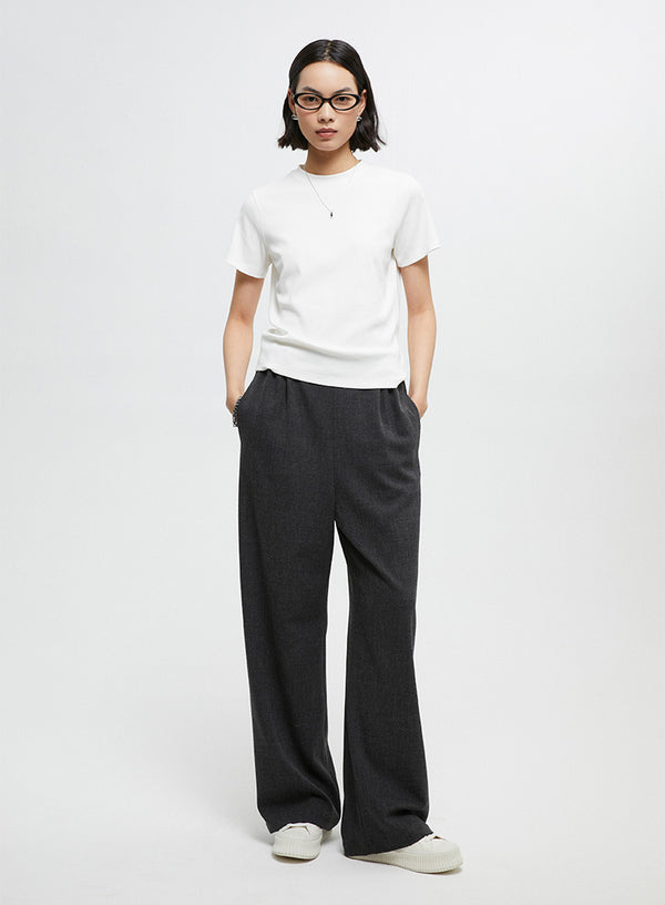 Essential Mockneck T-Shirt