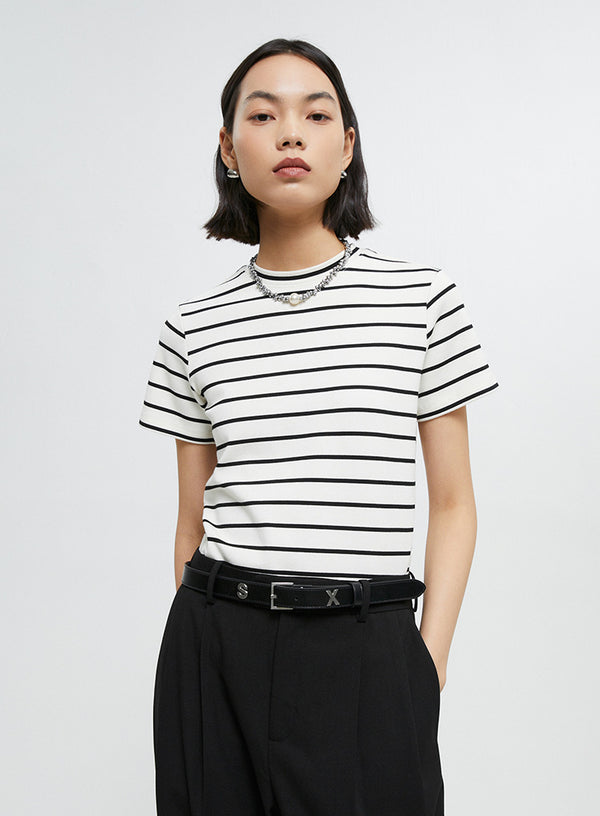 Essential Mockneck T-Shirt