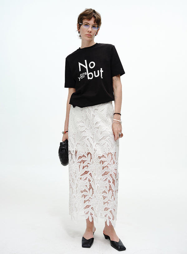 Skin-Friendly Pearl Chain Tee