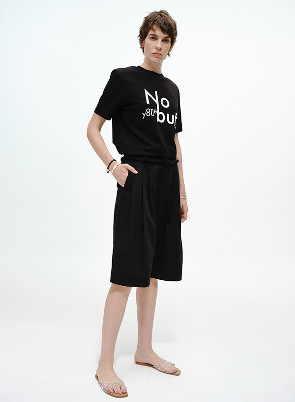 Skin-Friendly Pearl Chain Tee