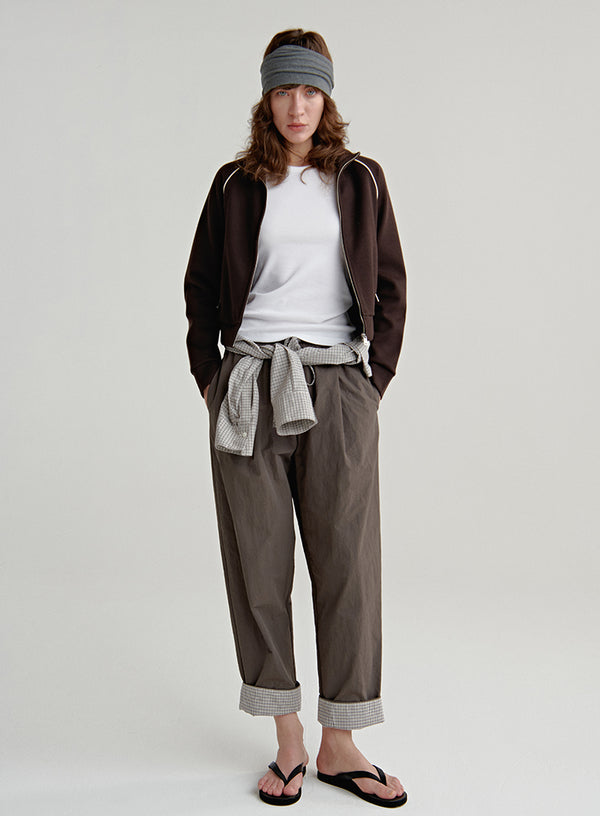 Short Boxy Crewneck Sweatshirt