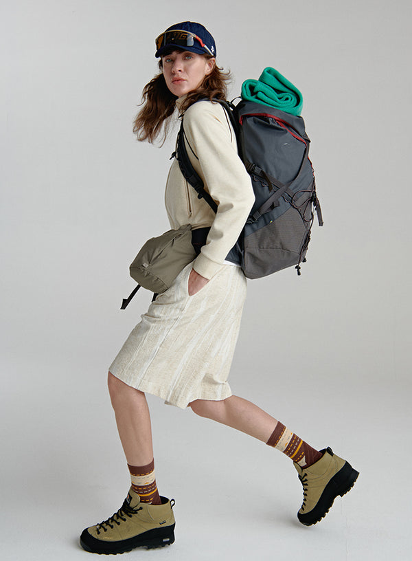 Short Boxy Crewneck Sweatshirt