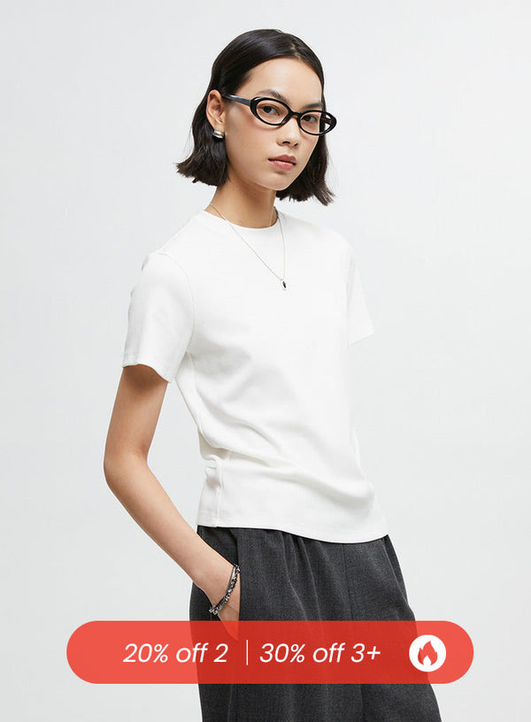 Essential Mockneck T-Shirt