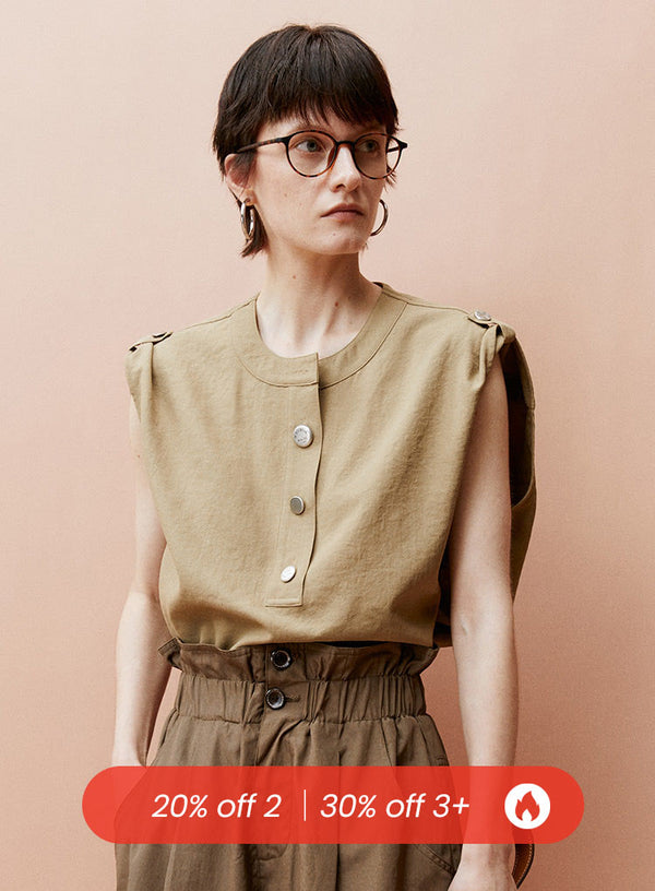 Wide Shoulder Sleeveless Shirt