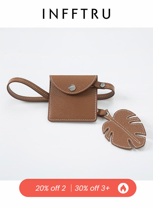 Leather Banana Leaf Pendant